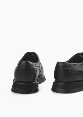 کفش چرم Brogue