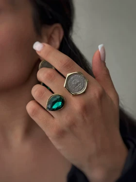 انگشتر و گوشواره سکه