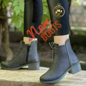 نیم بوت زنانه پاشنه‌دار F 49