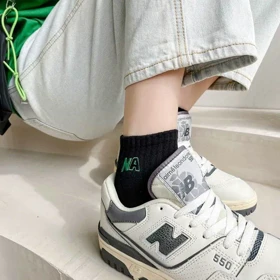 جوراب وارداتی نیم مچ گلدوزی NA