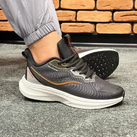 کتانی اسپرت مردانه مدل ساکونی Saucony رنگ مشکی