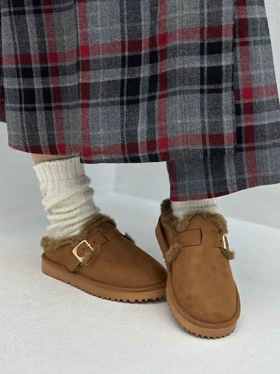 UGG سگک دار