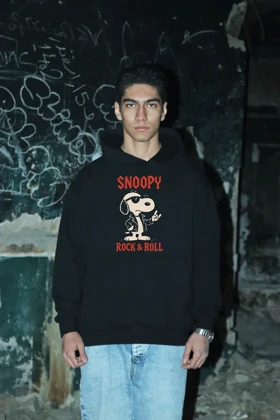 هودی مشکی اسپرت طرح سگ Snoopy - فواصل