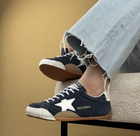 گولدن گوس true-star