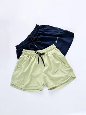 شورتک ورزشی بغل هلال جیب‌دار نایکی Nike
