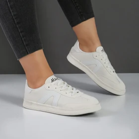 کفش اسپرت و راحتی زنانه و دخترانه رنگ سفید کد M806