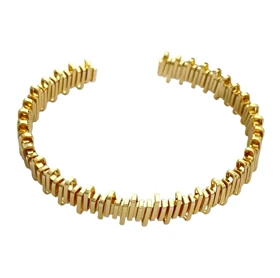 دستبند زنانه بنگل مدل آئوری‌ویو طرح حصیری با جلوه طلایی