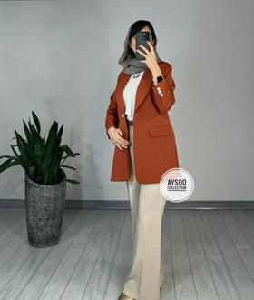 مانتو کتی هلنا