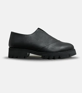 کفش کتانی مردانه مشکی BERSHKA