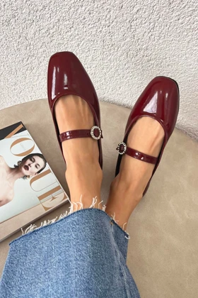 کالج زنانه استراسونس straswans