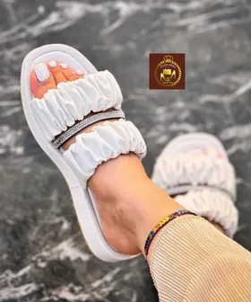 صندل و دمپایی روفرشی زنانه نگینی F 58