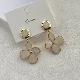 گوشواره زنانه گل آویز کد 882