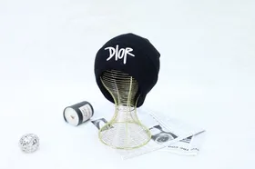 کلاه بافت dior