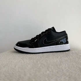 جردن 1 مشکی (بنز)