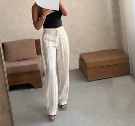شلوار زنانه خط‌دار