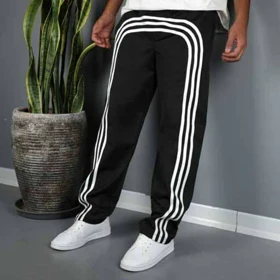 پکیج شلوار کارگو سه خط امیری مشکی مدل Edin کفش ورزشی سفید مشکی مردانه Nike مدل Bevis