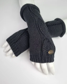 ساق دست بافت زمستانی زنانه سیلکا