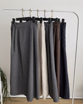 دامن پشمی نیلوفر