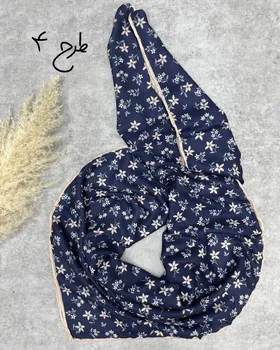 روسری کرپ گل‌گلی 3702