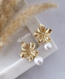 گوشواره مرواریدی