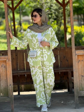 ست مانتو شلوار طرح دار