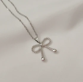 گردنبند پاپیون پینترستی🎀