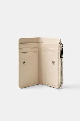کیف پول با سطح چرم مصنوعی با طرح برجسته 09295626