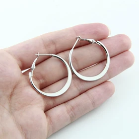 گوشواره زنانه حلقه‌ای 3 میل (نقره‌ای)