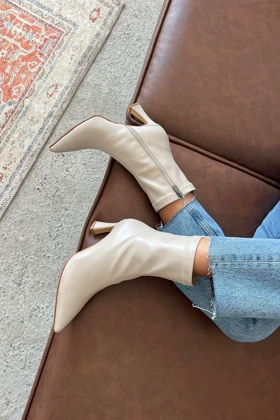 بوت و نیم بوت زنانه straswans straswans