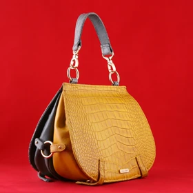 کیف دوشی و دستی زنانه چرم یلسان مدل مارال کد008-GC (زرد)