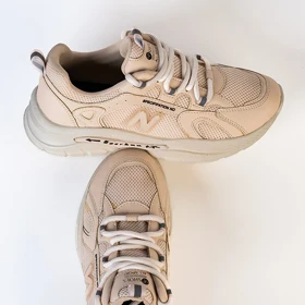 کفش و کتانی اسپرت زنانه و دخترانه مدل نیوبالانس NEW BALANCE رنگ کرم