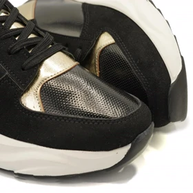 کفش راحتی زنانه مدل Stradivarius Sneakers - SKB85
