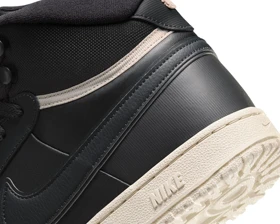 کفش های روزانه Nike Court Vision Mid Winter PC_DR7882-003