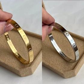 دستبند کارتیه لاو پهن بدون نگین 916