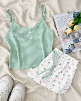 ست نیم‌تنه و شلوارک گل ریز کد 5022