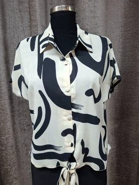 شومیز آستین کوتاه گره‌ای برشکا