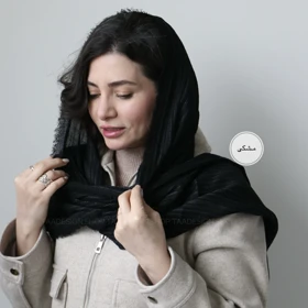 شال حصیری راه راه مدل بابونه (مشکی)