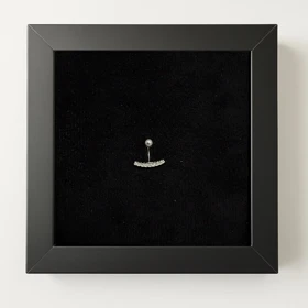 پیرسینگ نقره ناف مدل لنگر (نگین‌دار)