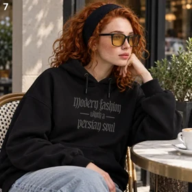 هودی یونیسکس اورسایز باکسی طرح Modern Fashion مشکی پرسیسکا