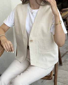 وست زنانه لینن کرم ساده