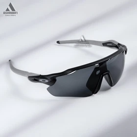 عینک ورزشی اوکلی Oakley 009208 (طیف رنگی پنجم)