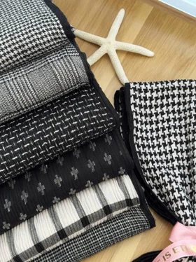 02524- شال طرحدار کلاریس