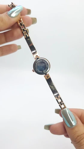 ساعت مچی زنانه مجلسی IE-LY نگین‌دار با موتور کوارتز