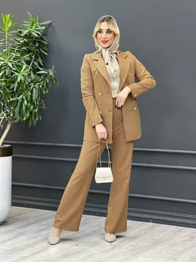 ست مانتو و شلوار دکمه طلایی