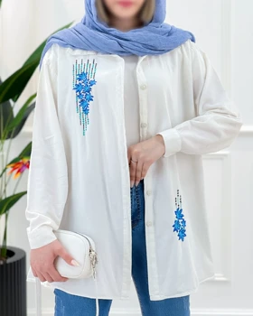 مانتو لی