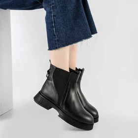 بوت و نیم بوت زنانه و دخترانه مدل دو بر کش رنگ مشکی کد M667