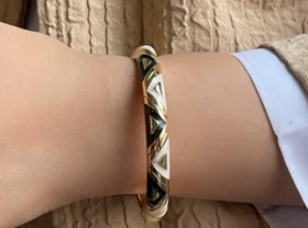 بنگل، مینا کاری (سفید مشکی طلایی)