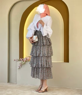 دامن عروسکی