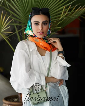 روسری طرح‌دار