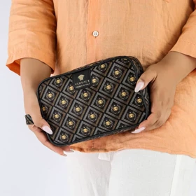 کیف لوازم آرایش مریم